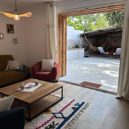 Tatil Evi Lamothe-montravel, Maison Confortable 6 Personnes