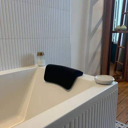 Lamothe-montravel, Maison Confortable 6 Personnes *